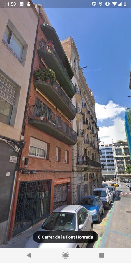 Idyllic Apartment With Terrace Barcelona Exteriör bild